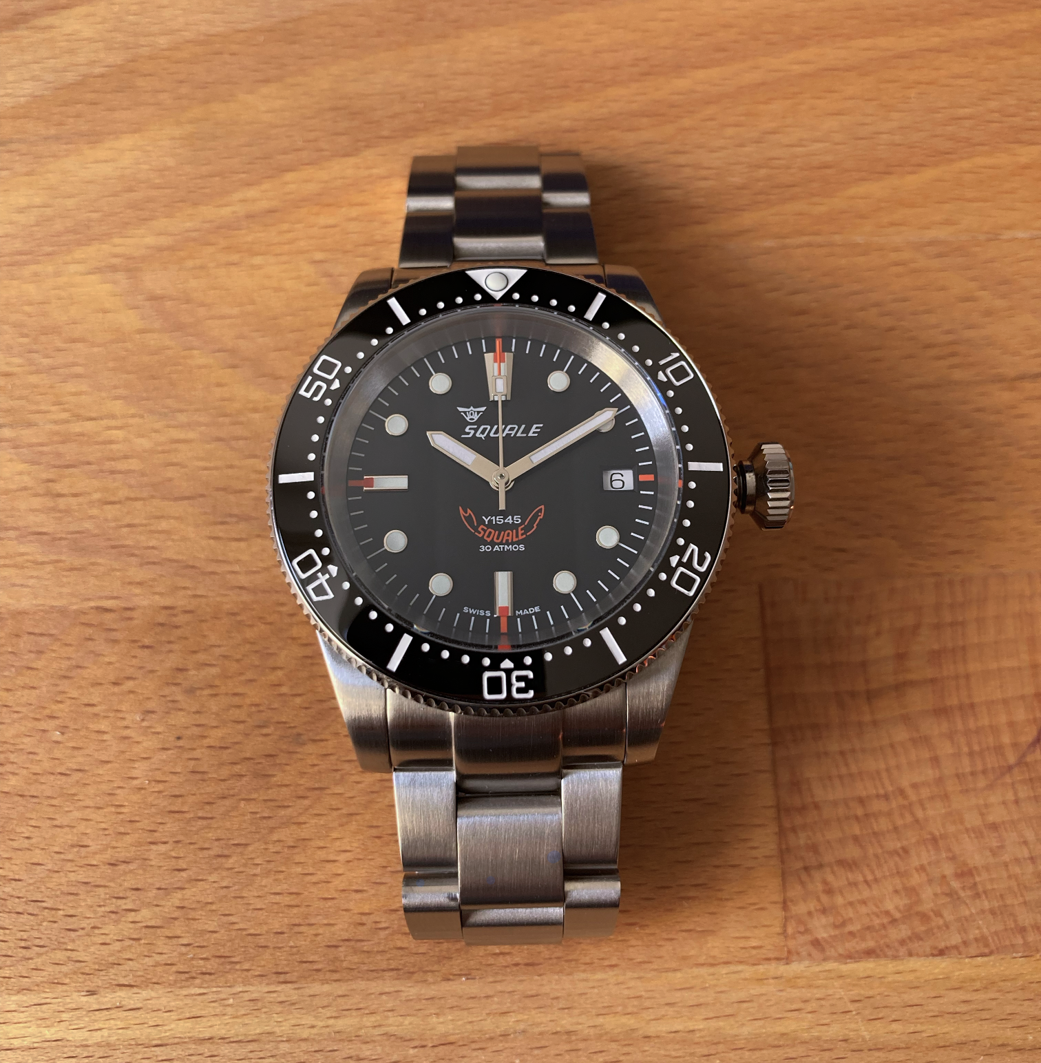 A photo of Squale Y1545 30 atmos dive watch